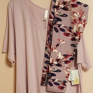 LulaRoe Perfect T with Honey & Lace leggings